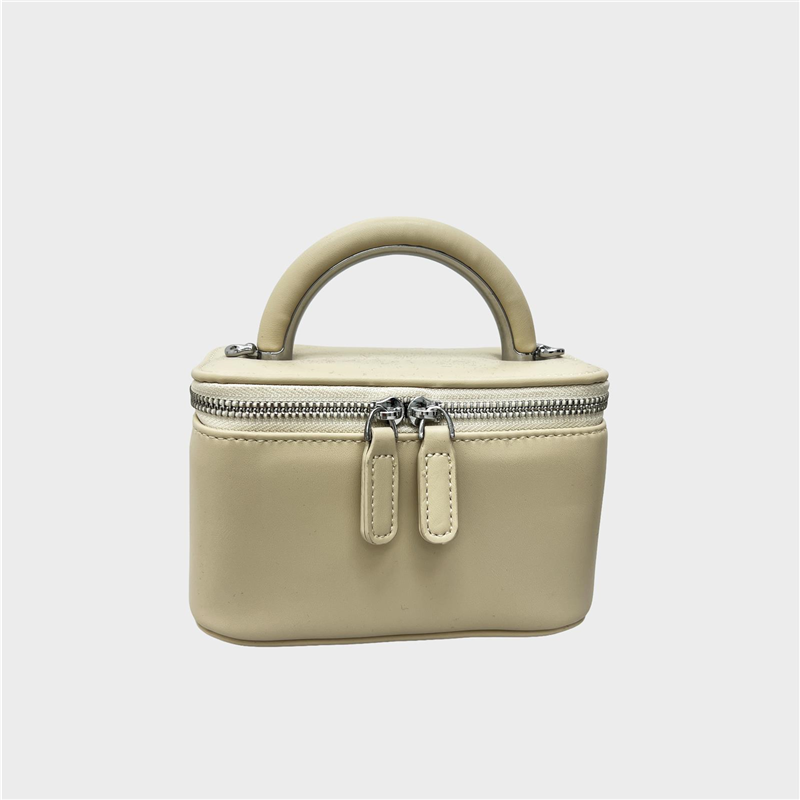 borsa modello secchiello beauty